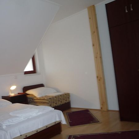 Aba Vezer Vendeghaz Hotel Abaujszanto Exterior photo