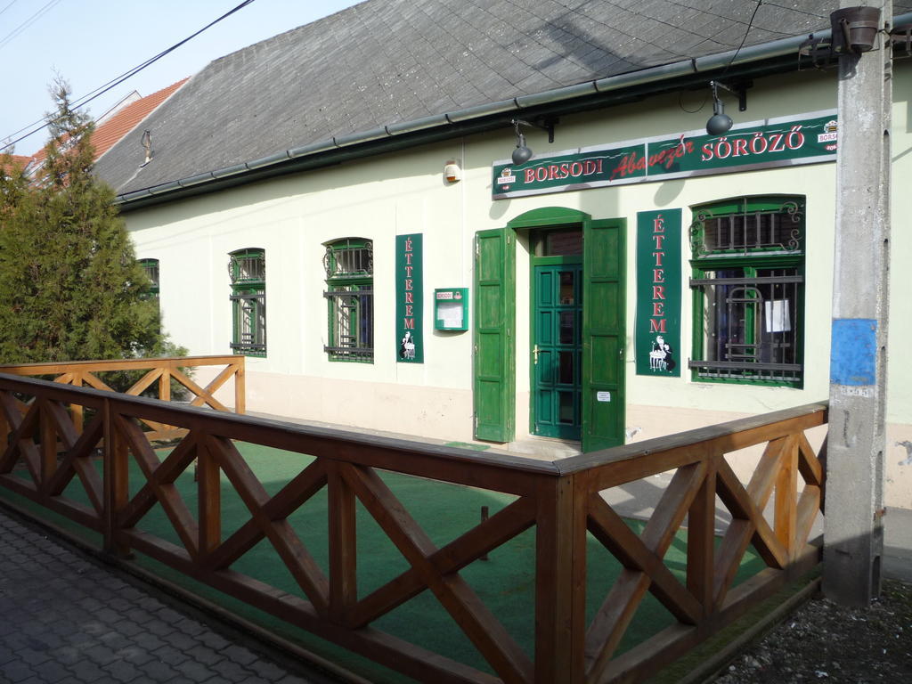 Aba Vezer Vendeghaz Hotel Abaujszanto Exterior photo